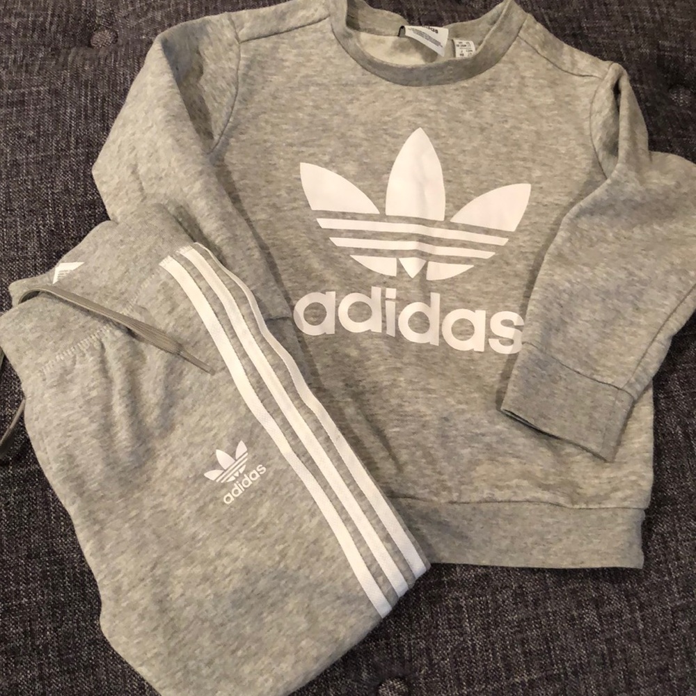 Adidas sweatsuit